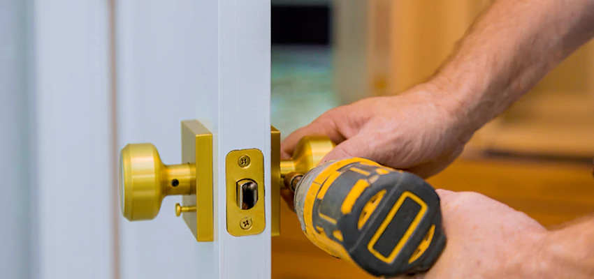 Local Locksmith For Key Fob Replacement in The Acreage, Florida