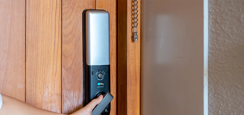 Home Security Electronic Locks Upgrades in The Acreage, FL